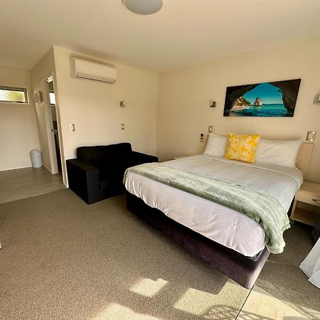 The Olive Motel Coromandel Bagian luar foto