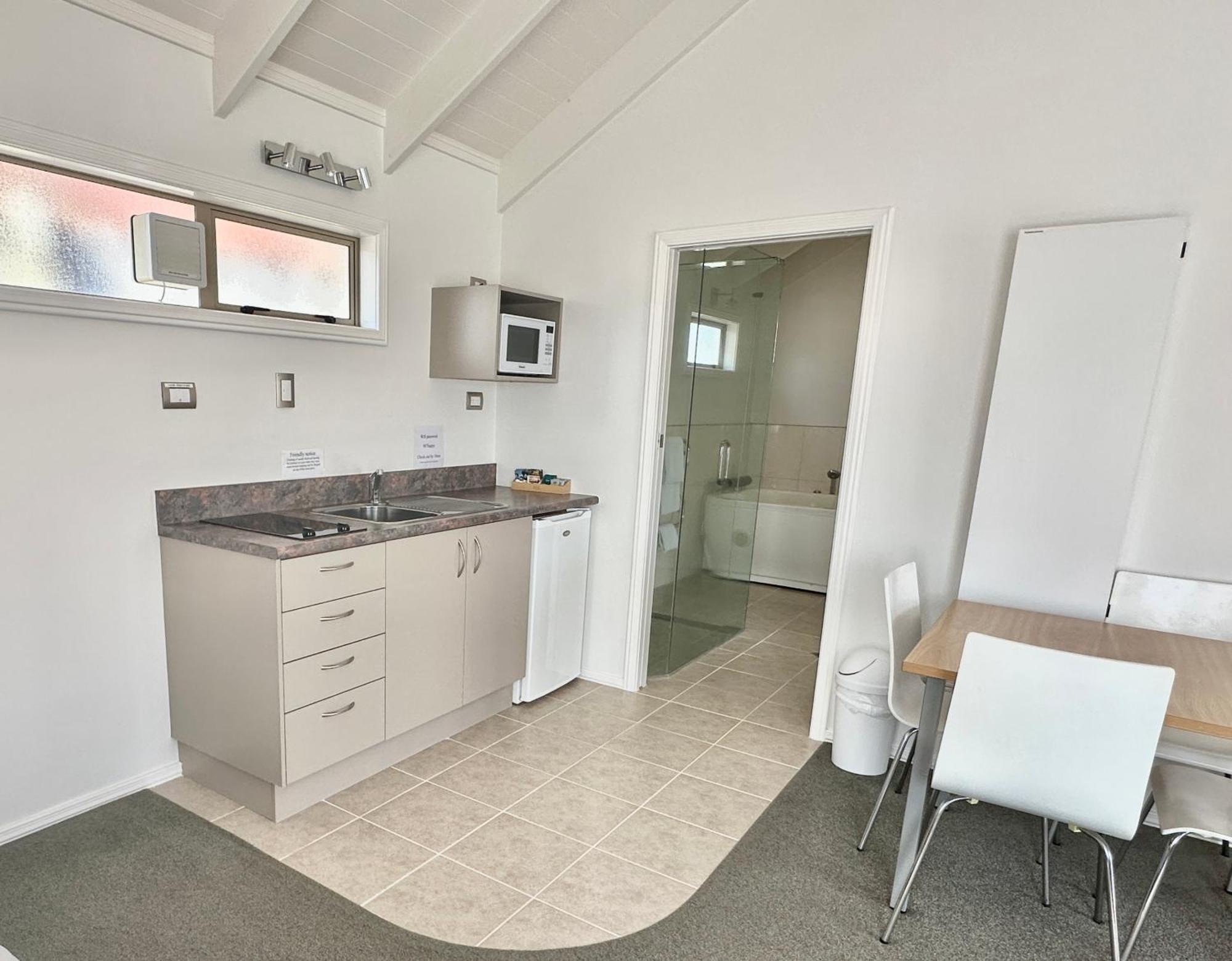 The Olive Motel Coromandel Bagian luar foto