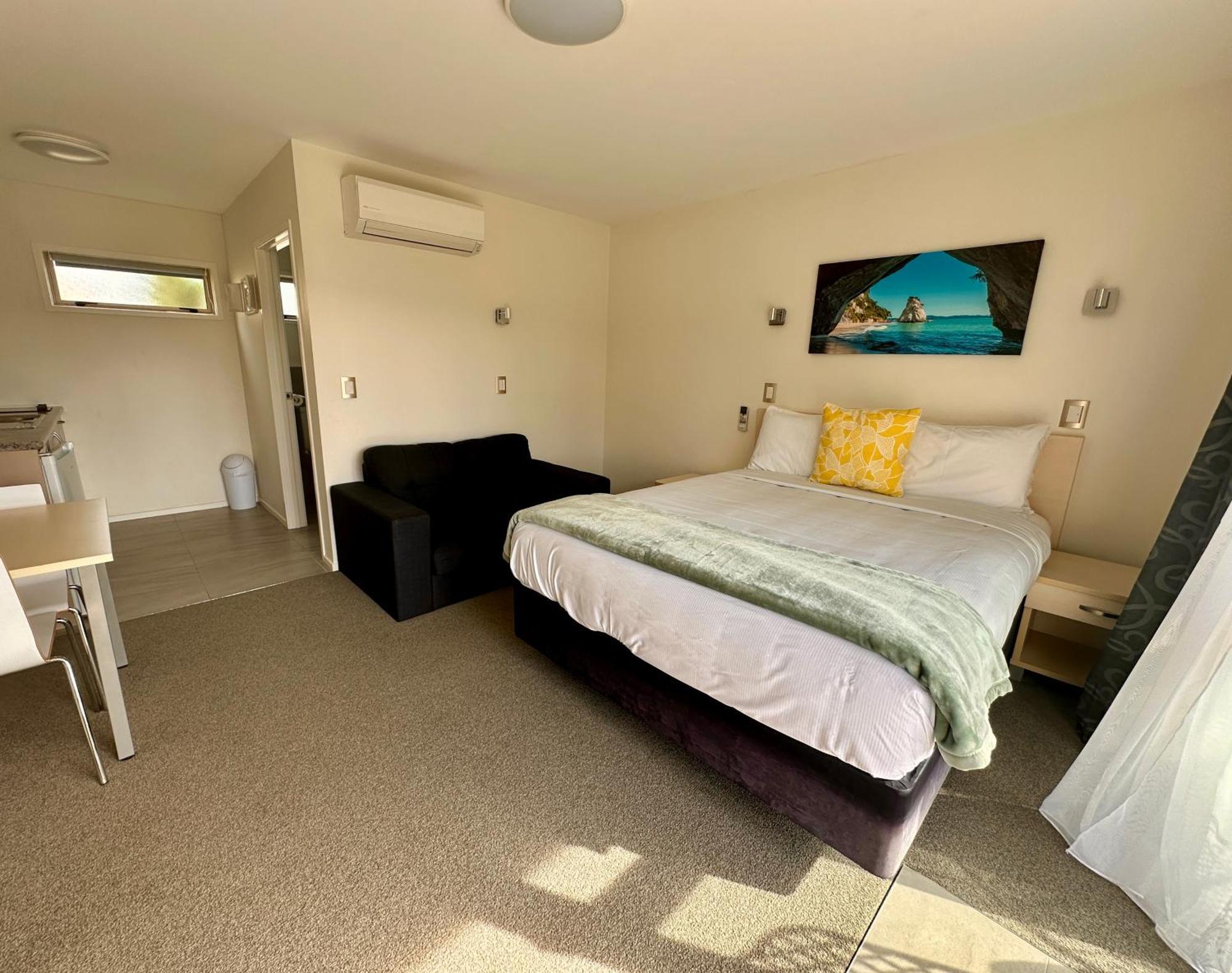The Olive Motel Coromandel Bagian luar foto